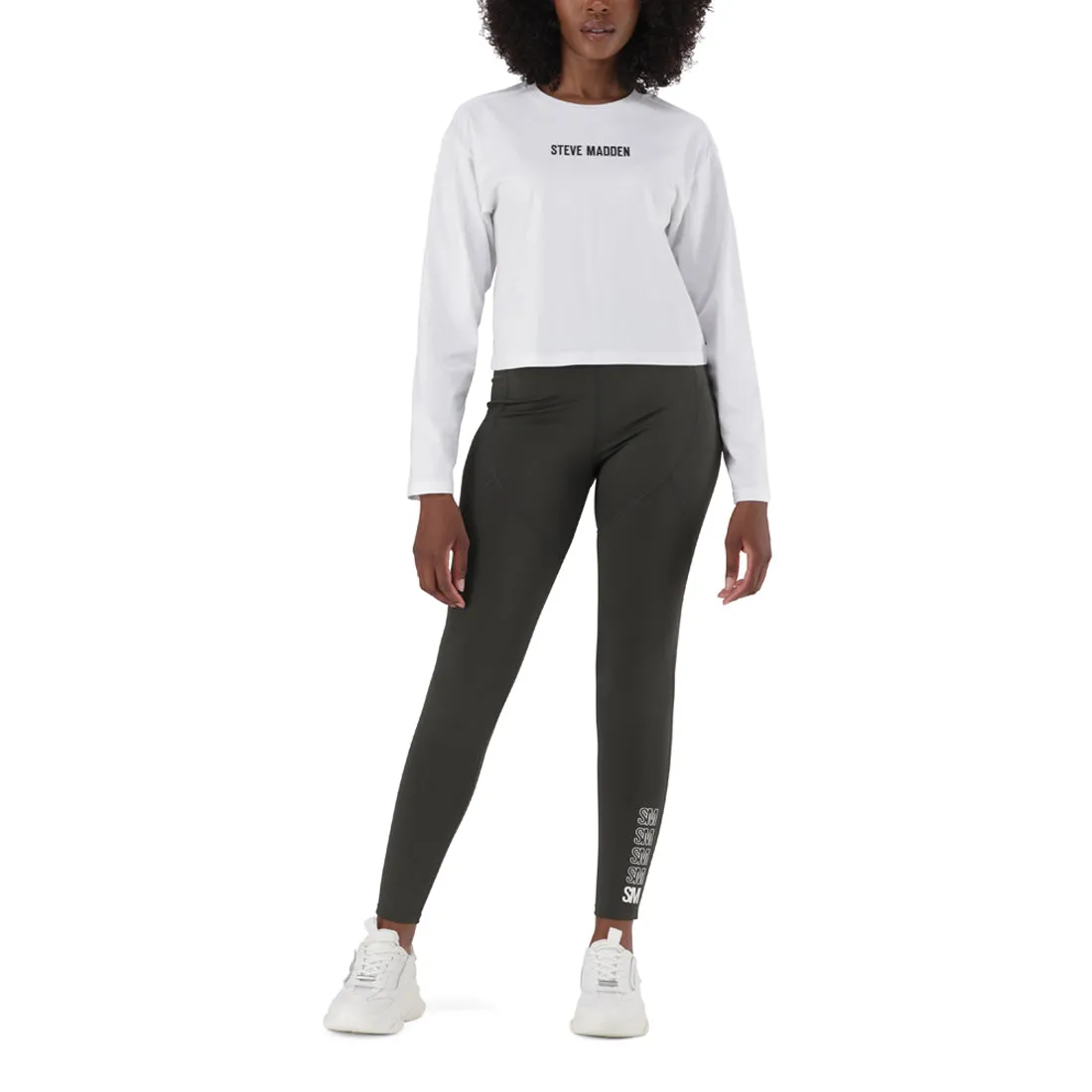 KIM WHITE BOXY LONG SLEEVE LOGO TEE